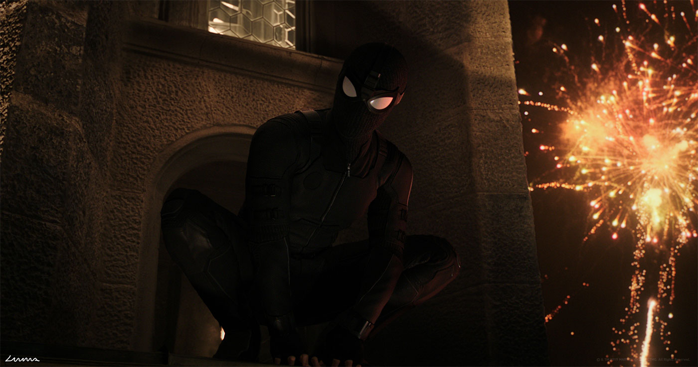 Spider Man Far From Home Spidey And Mysterio Battle Molten Man In These Epic New Spoiler Stills